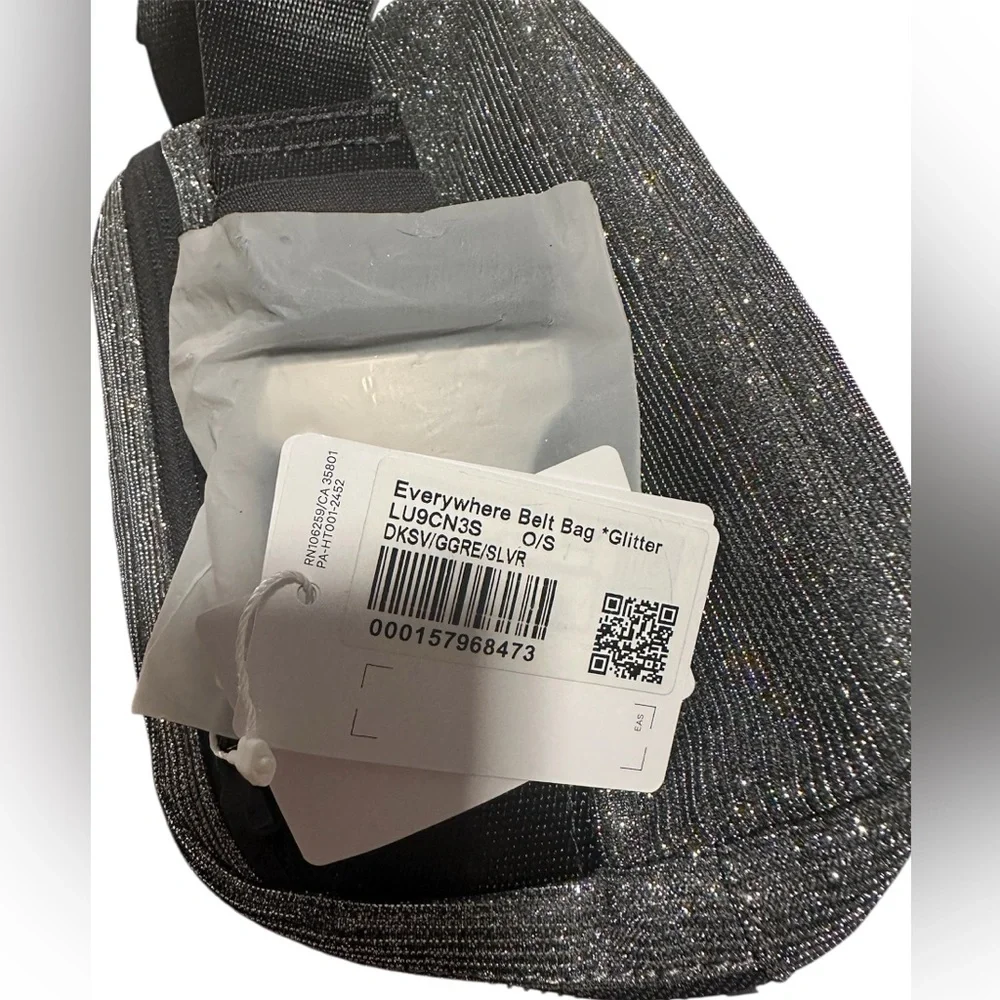 lululemon Everywhere Belt Bag Dark Silver/graphite Gray Glitter 1 Liter NWt - Picture 6 of 8